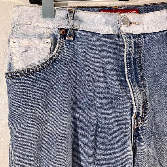 Vintage Y2K Levi’s Classic Relaxed 550 Painted Purple Cow Print - Picture 2 of 7